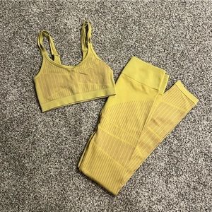 Fabletics Seamless Outfit